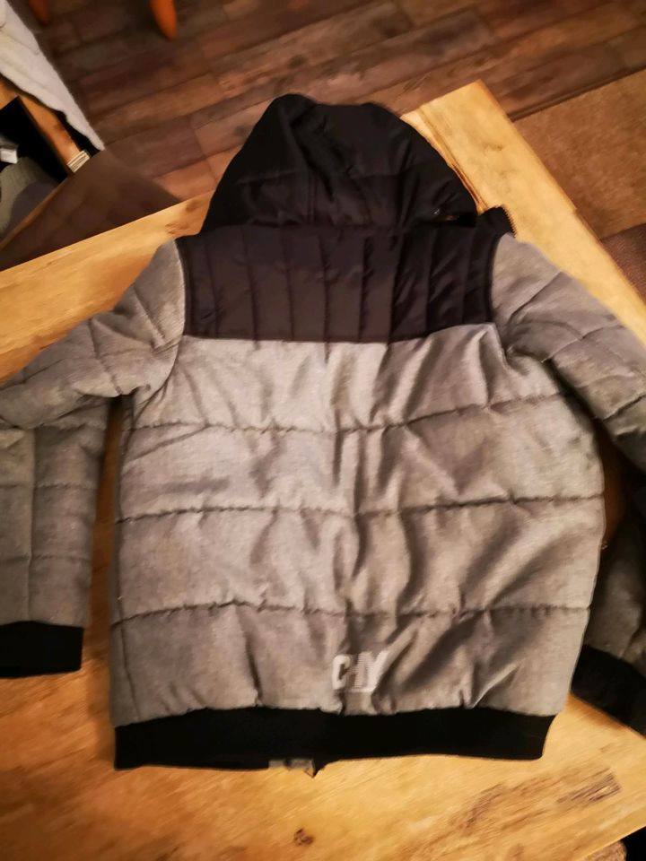 Jacke, Größe 158/164, Jungen, Winterjacke in Goslar