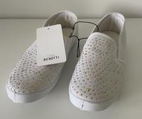 neue weiße Stoffschuhe / Ballerinas mit Glitzersteinen Gr. 38 Thüringen - Niederorschel Vorschau
