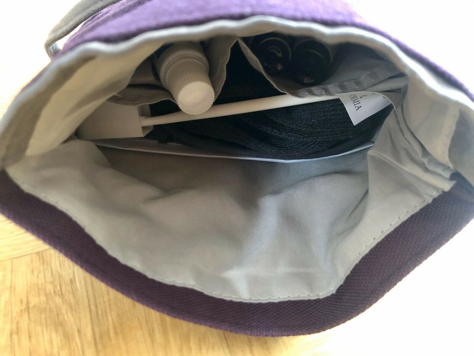 Cathay Pacific Amenity Kit Business Class in München