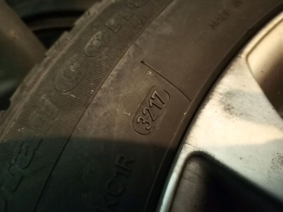 Nissan Qashqai j11 Räder 215/60 R17 Felgen Reifen in Rosbach (v d Höhe)