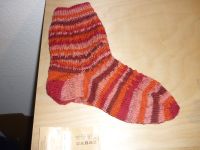 Woll Socke Bettsocke NEU Handarbeit Gr. 41 ca Sockenwolle Nordrhein-Westfalen - Gummersbach Vorschau