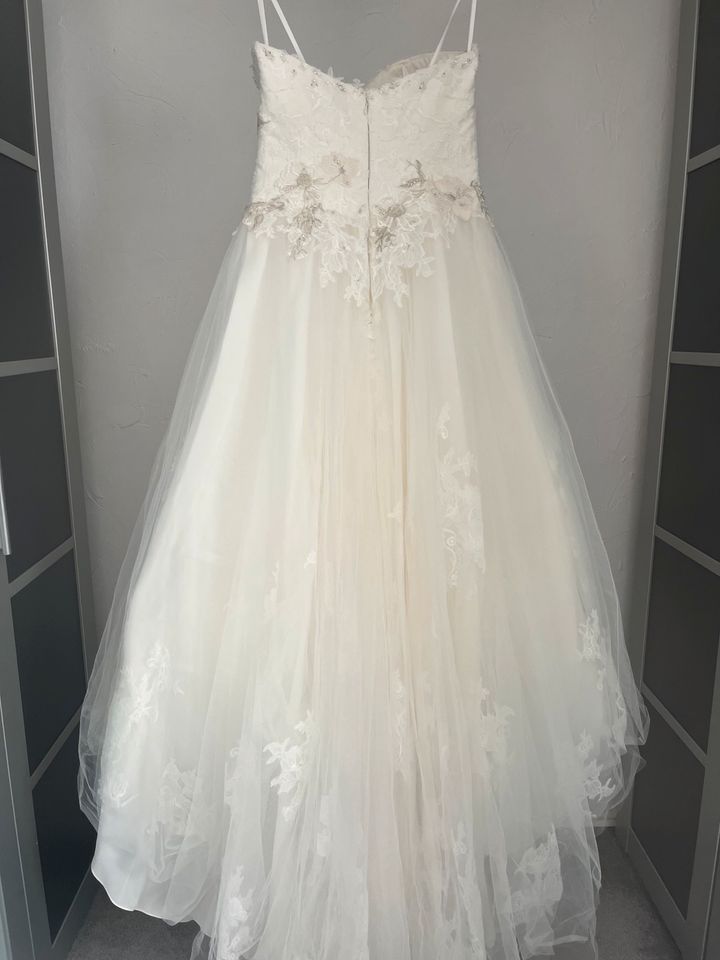 ❤️ Brautkleid von Linea Raffaelli ❤️ A-Linie * Spitze * Tüll in Muldestausee