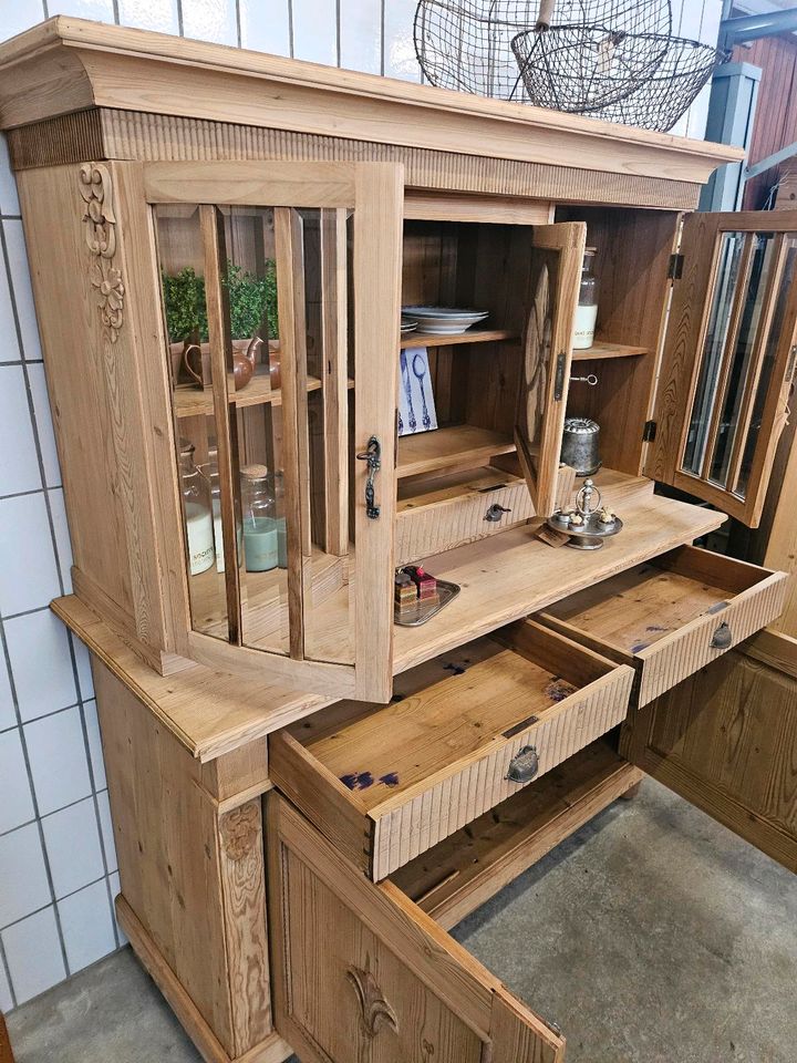 ★ ANTIK ★Großer Buffetschrank Jugendstil Vitrinenschrank 167cm breit Küchenschrank ★ massiv ★ Buffet Vitrine Weichholz Schrank ★ komplett restauriert von wohnART ANTIKMÖBEL in Neunkirchen-Seelscheid