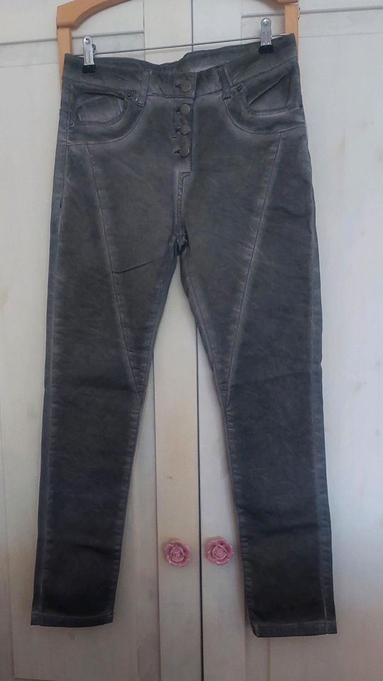 Janina Jeans 36 Biker grau used Look Knöpfe Röhre in Karlsruhe