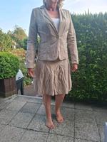 Schicker Rock mit Jacke Berlin - Marzahn Vorschau