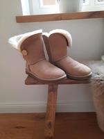 Stiefel von UGG Niedersachsen - Steinfeld Vorschau