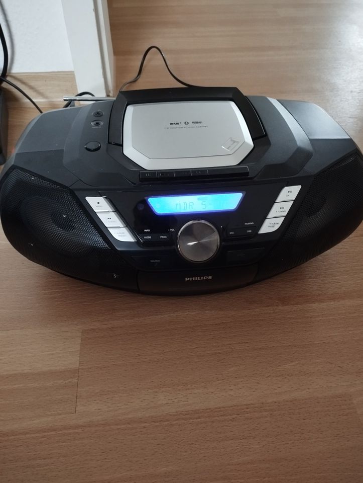 Philips Soundmaschine AZB DAB + USB Bluetooth CD etc Fernbedienun in Braunschweig