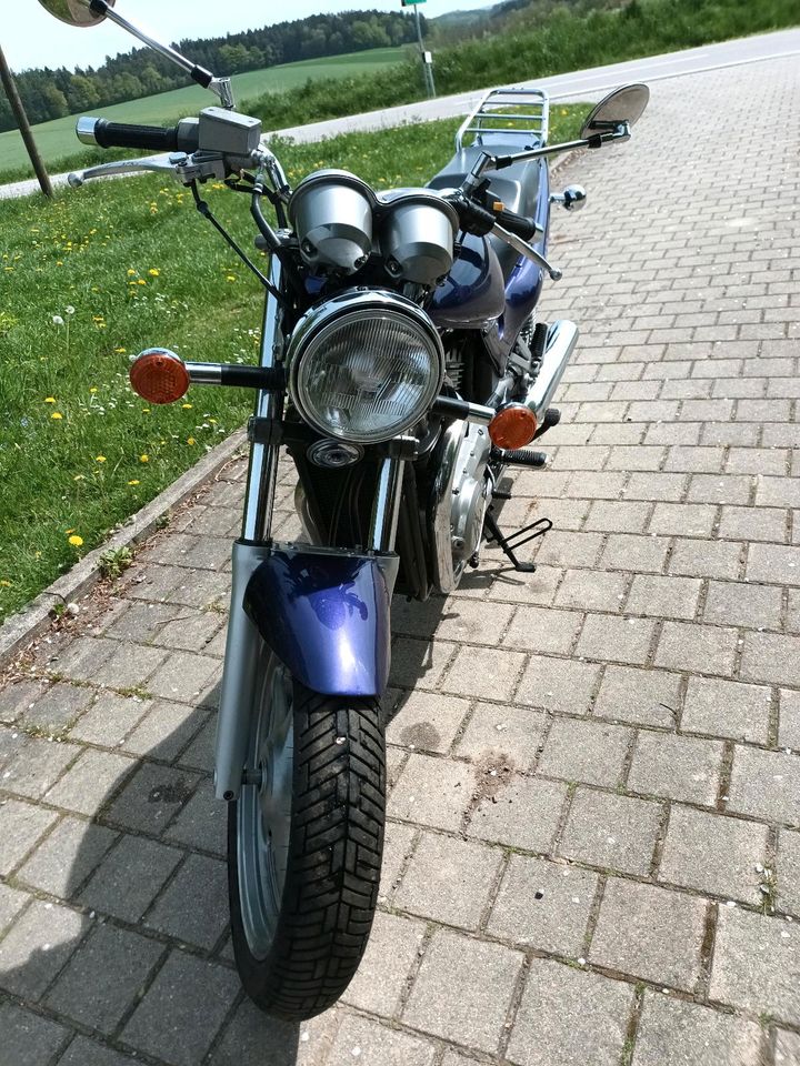 Suzuki VX 800 mit V2 Motor und Kardanantrieb! in Wittibreut