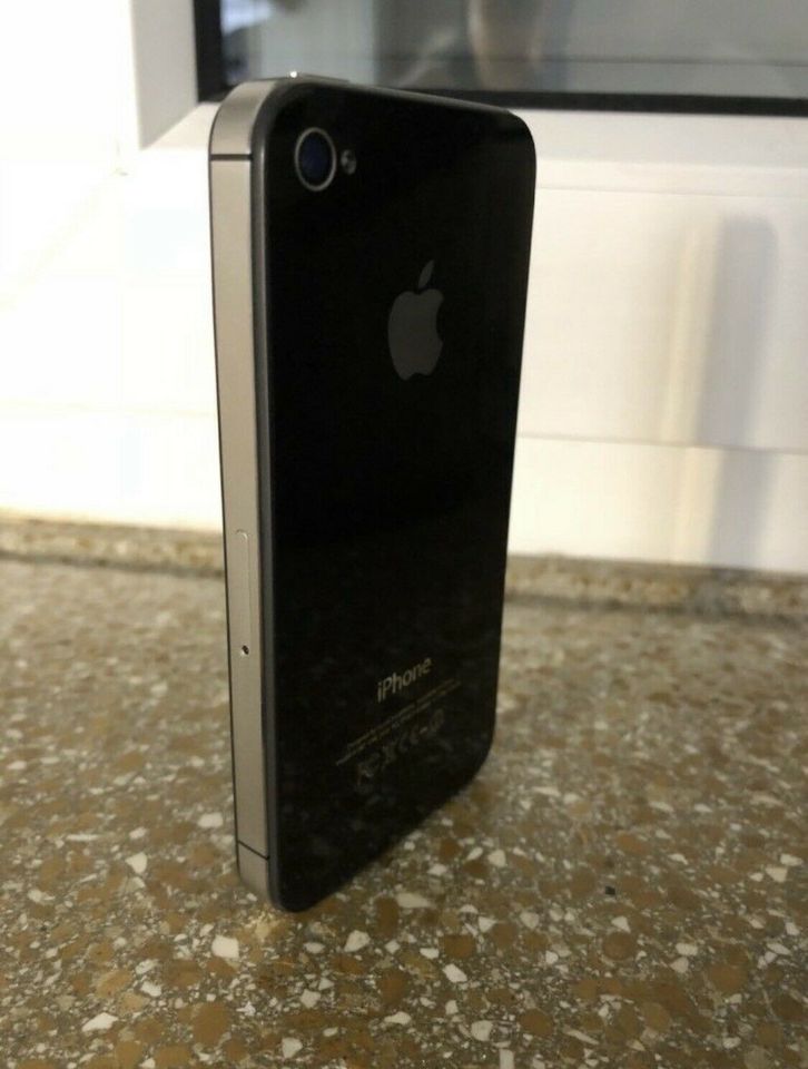 Apple iPhone 4s 8GB TOP ZUSTAND in Fulda