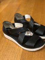Gerry Weber Damen Sandalen Schuhe Pumps Gr 38 Sachsen - Radebeul Vorschau