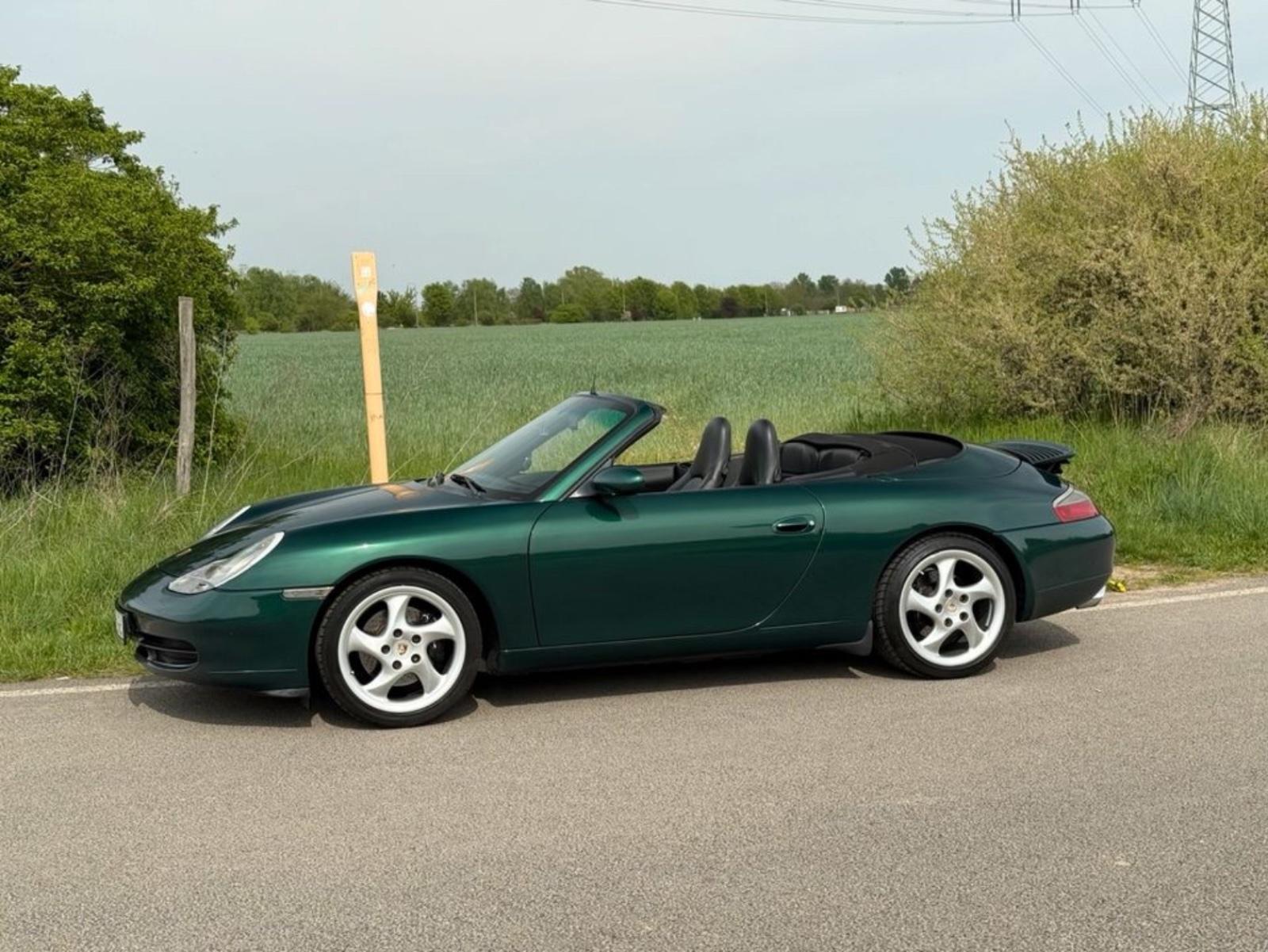 Abbildung des Autos Porsche 911 Cabrio