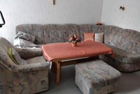 Wohnzimmer Couch Sofa Sessel Hocker Tisch  wenig bewohnt Baden-Württemberg - Aldingen Vorschau