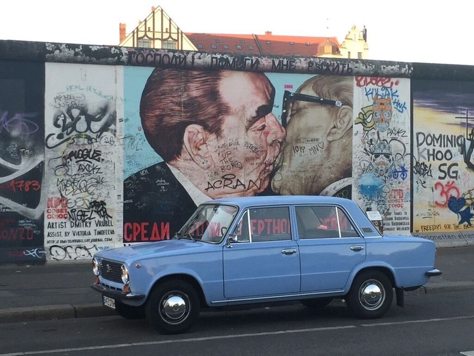 Schiguli (Lada), Mercedes-Benz 380 SE, Barkas Pritsche in Berlin