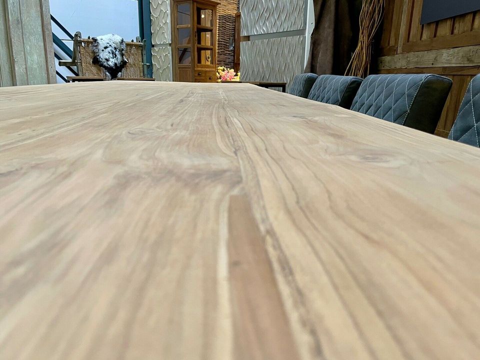 Esstisch 400 CM Teak Massiv Holz Tisch Teakholz Baumkante Gestell in Wermelskirchen