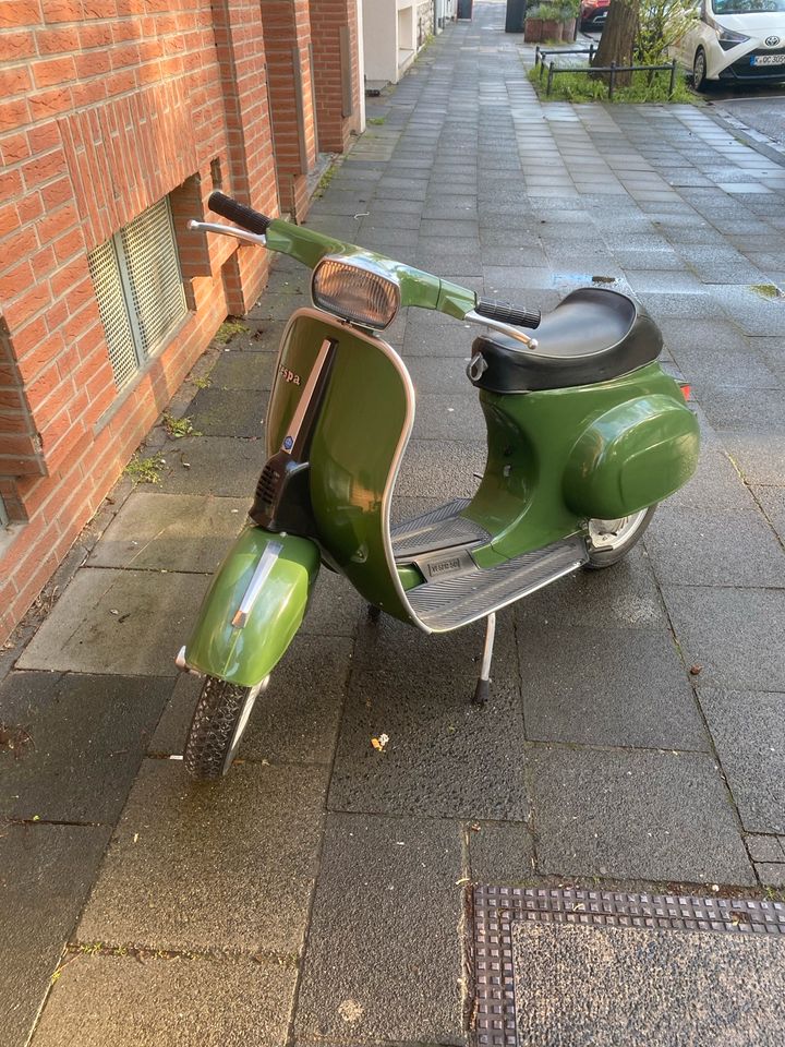 Vespa 50 special in Köln