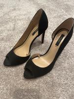 Pumps, schwarz, Gr. 39, Zara Basic, guter Zustand Niedersachsen - Diepholz Vorschau