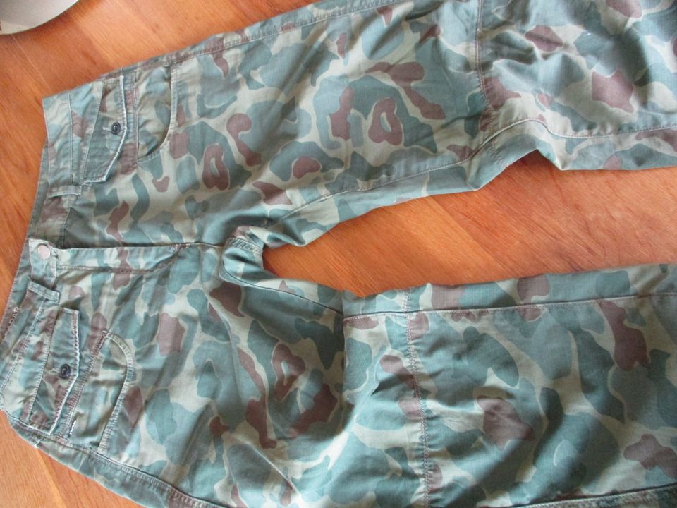 G-Star Raw Damen-Hose  Army Radar camouflage 27/32 Gr. 36 in Xanten