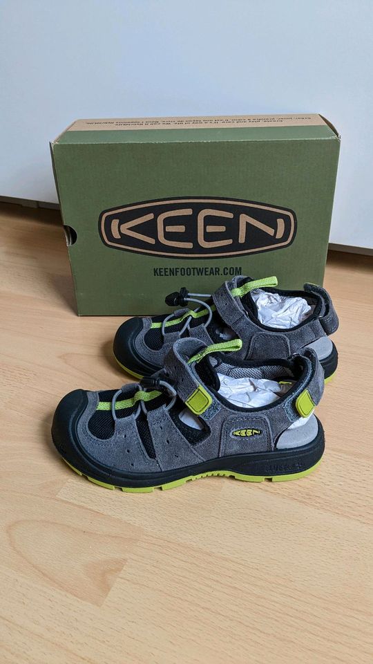 NEU Keen Steel Grey Sandalen gr 34 geschlossen grau Leder Halbsan in Grafing bei München