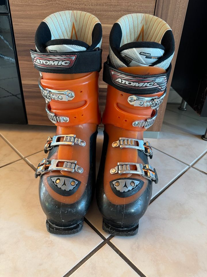 Atomic B-Tech 80 Skischuhe 46 29,5-30 mit Tasche in Harthausen