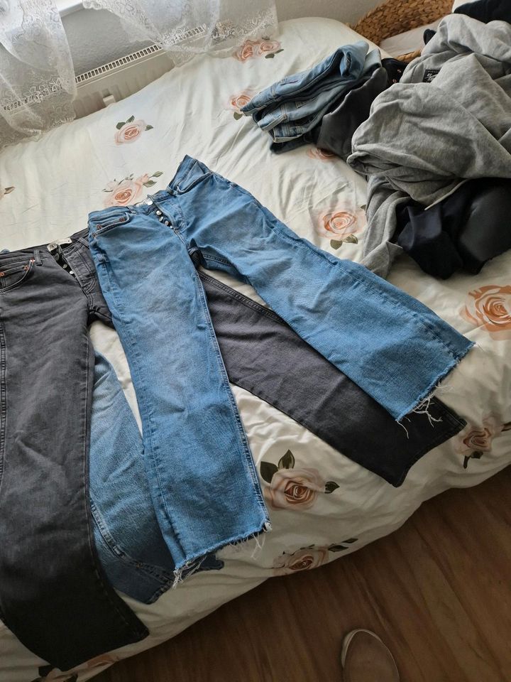 Zara Jeans Größe 36 zusammen 30€ oder einzeln 10€ in Mühlacker