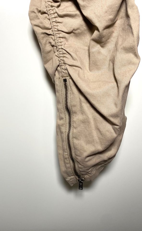 H & M Chino Jogginghose / beige /  Gr.34 in Stralsund