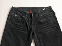 Verkaufe schwarze Feincordhose von QS / S.Oliver in Gr.44 Bayern - Stadtbergen Vorschau
