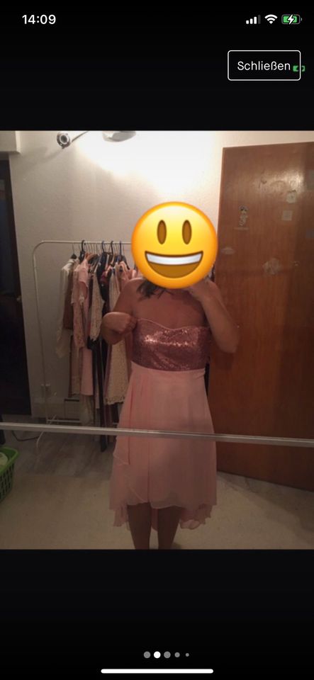 Abendkleid mit Pailletten in Altdorf