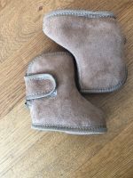 Baby Lammfellstiefel Stiefel warm gefüttert Leder Gr. 16/17 Köln - Marienburg Vorschau