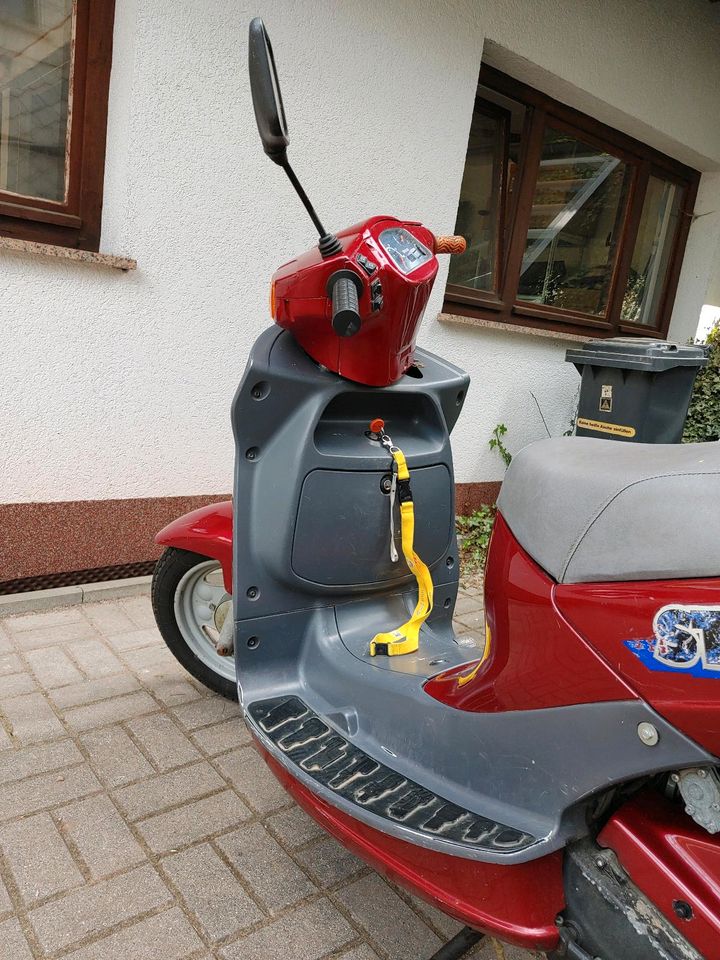 Simson Star Roller SRA 50 Baujahr nach 1990 !DEFEKT! in Suhl