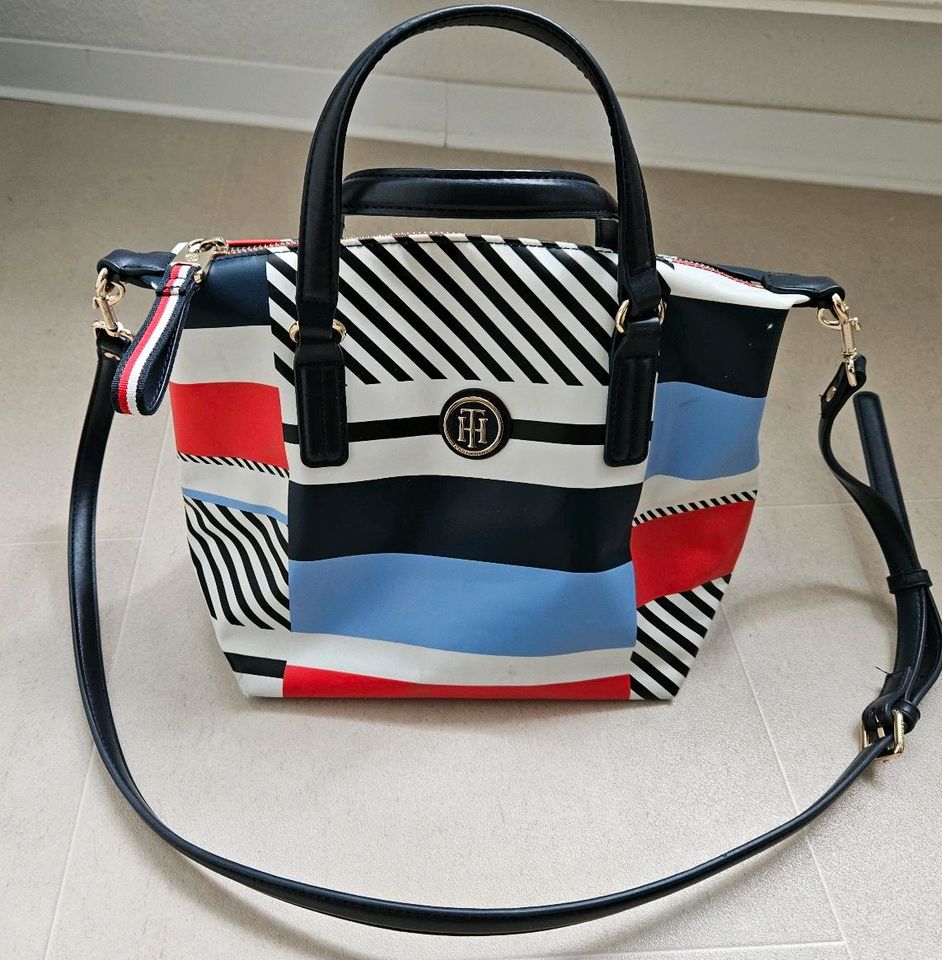 Tommy Hilfiger Handtasche poppy small Muster in Witten