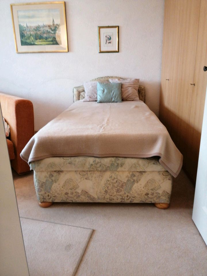 Hochwertiges Bett, 1 mal 2 Meter in Amelsbüren