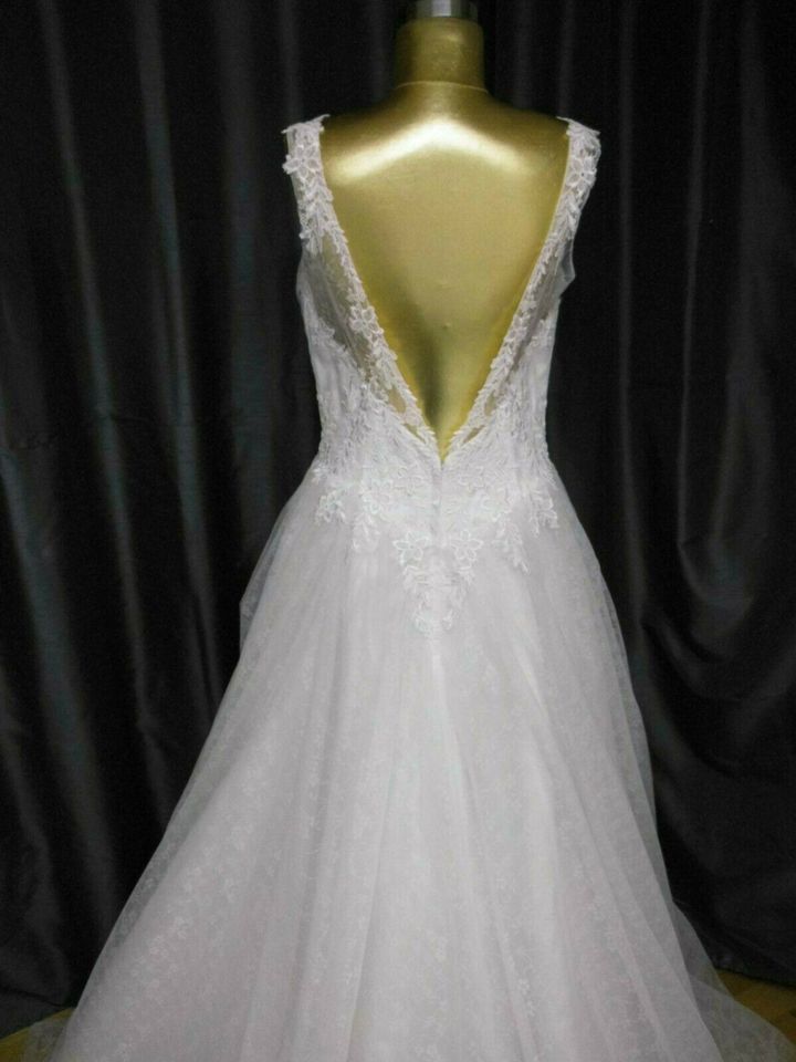 Brautkleid,A-Linie,Emmerling,Gr.38-40,NP:1079 Euro in Konstanz