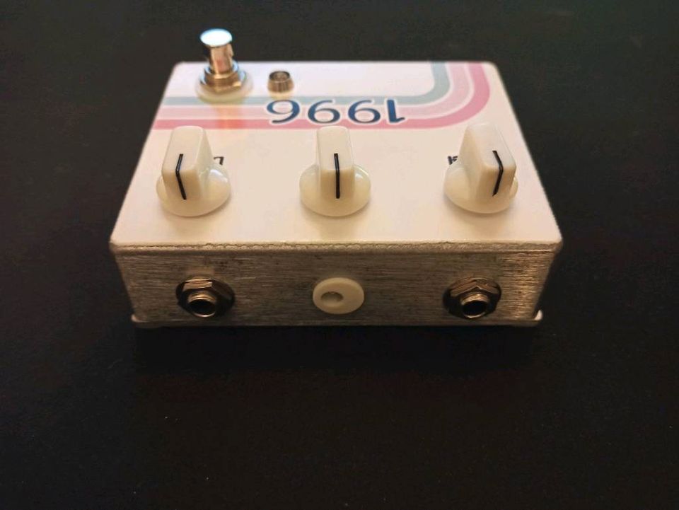 Charls - 1996 ( DRV 1981 ) Distortion Pedal in Menden