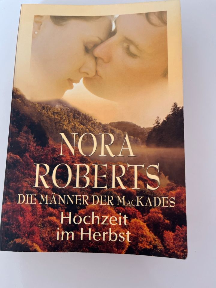 Die Männer der MacKades - Hochzeit im Herbst | Nora Roberts in Wuppertal