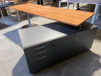 Schreibtisch groß mit Rollcontainer Kombination Holz Chrom 230x80 München - Allach-Untermenzing Vorschau