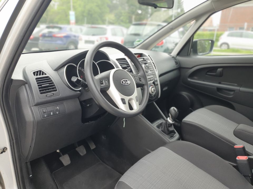 Kia Venga 1.4/ klima/ Sitzheizung/AHK/Alufelgen/Euro 5/UVM in Rechtsupweg