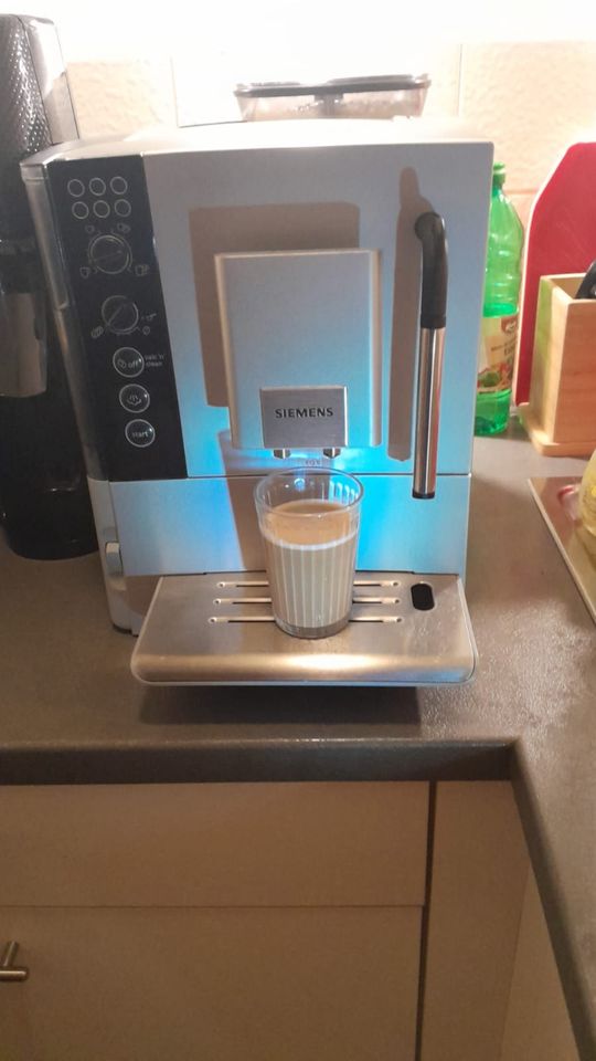 Wunderschöne Kaffeemaschine,Siemens EQ5,Kaffeevollautomat in Quickborn