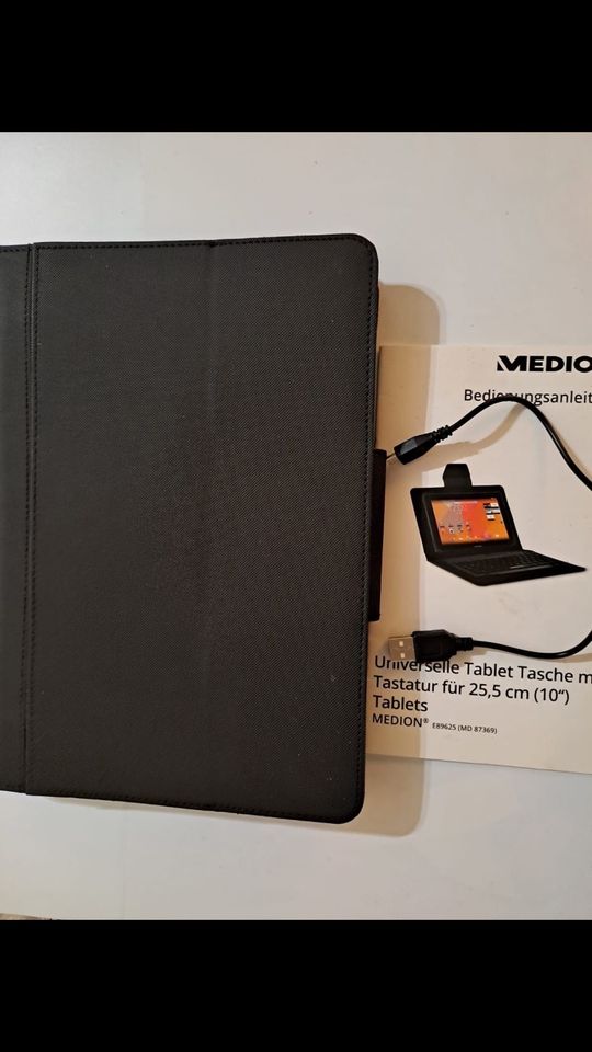 Medion Tablet Tasche 25,5 Zoll in Dresden