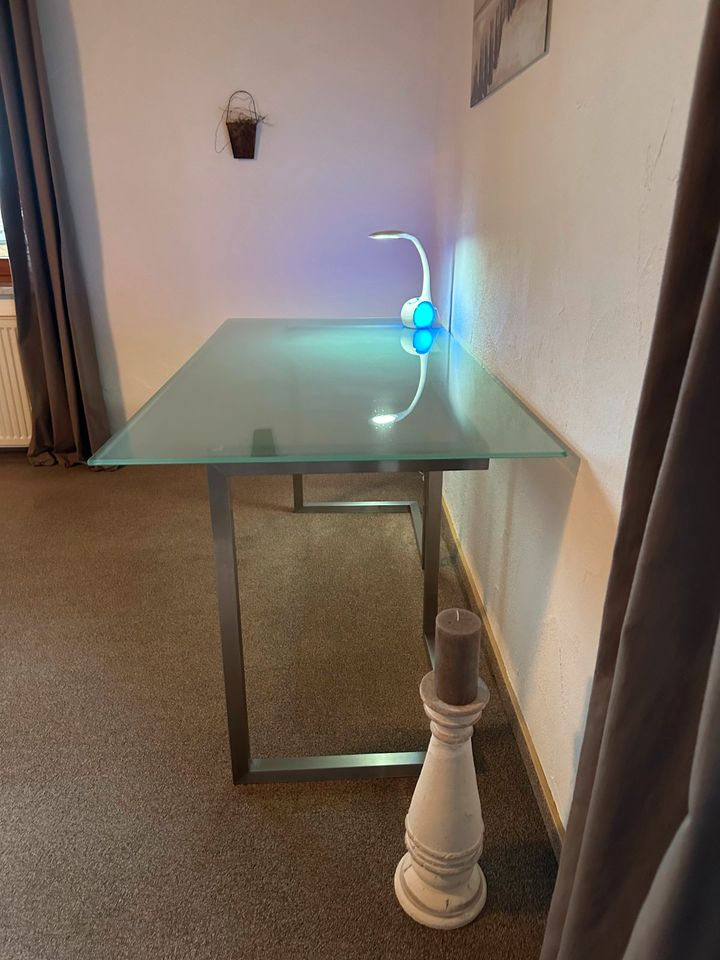 Schreibtisch mit Glasplatte 80x160 in Isny im Allgäu