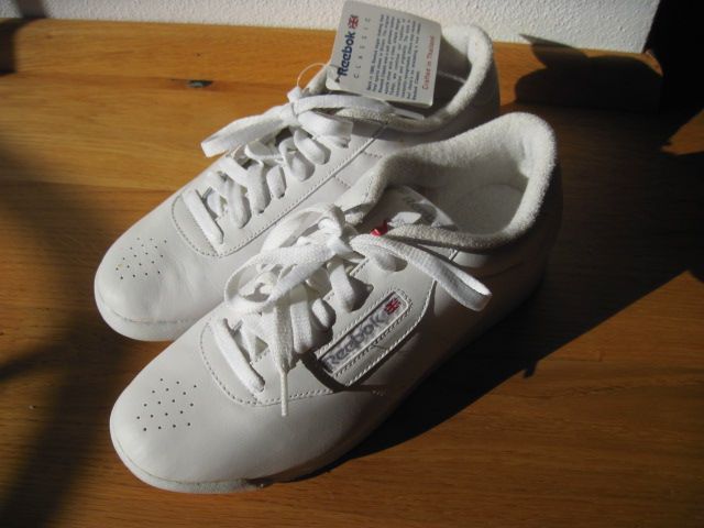 Damen - Sneaker Reebok Gr. 39/40 weiß in Augsburg