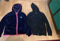 2 Jacken Kuscheljacke Sweatjacke Gr 140/146 und 134/140 Sachsen-Anhalt - Magdeburg Vorschau