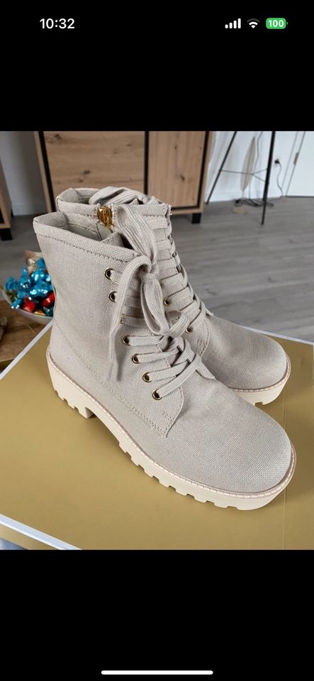 Michael Kors Jax Bootie Canvas in Light Sand NEU in Einbeck