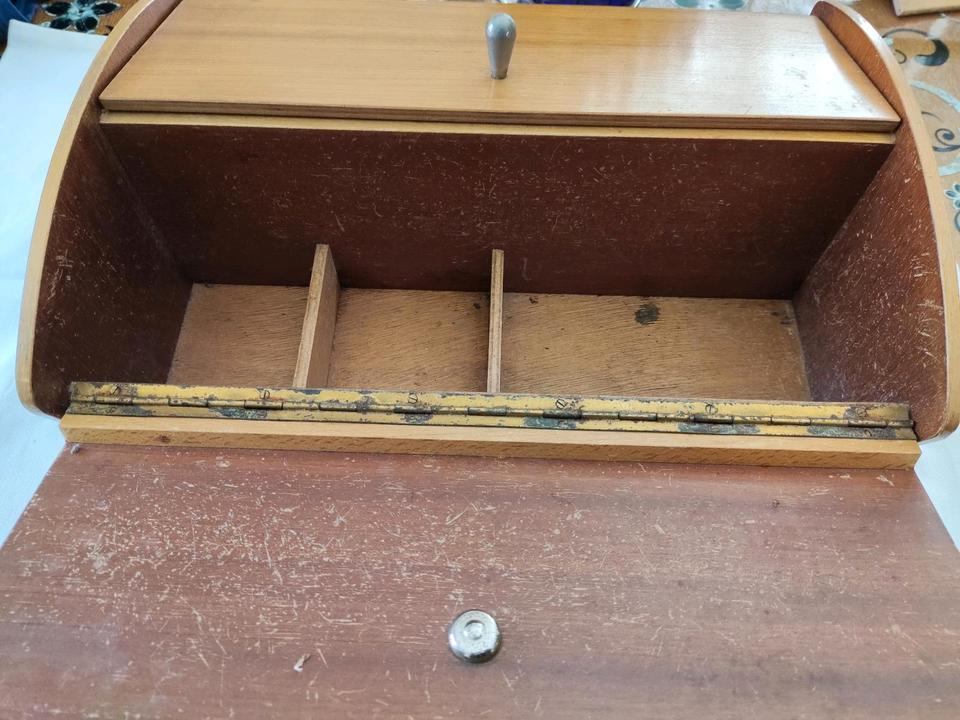 Altes Nähkästchen, Nähkasten Schneider Konvolut Holz Kiste in Aichach