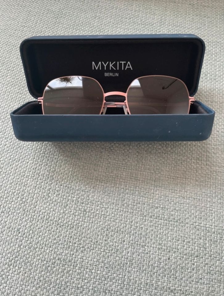 Designer Sonnenbrille von MYKITA in München