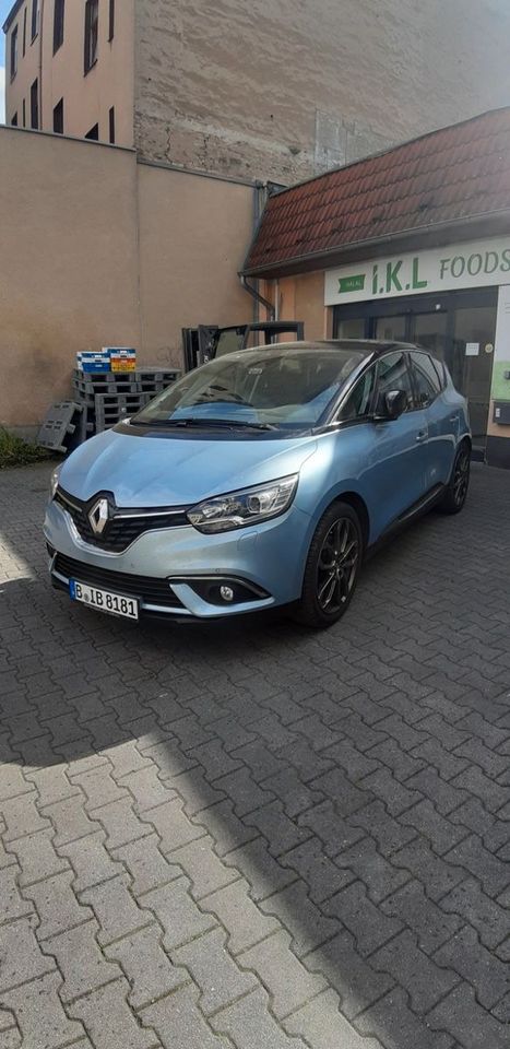 Renault Scenic ENERGY dCi 110 EDC Experience Experience in Berlin