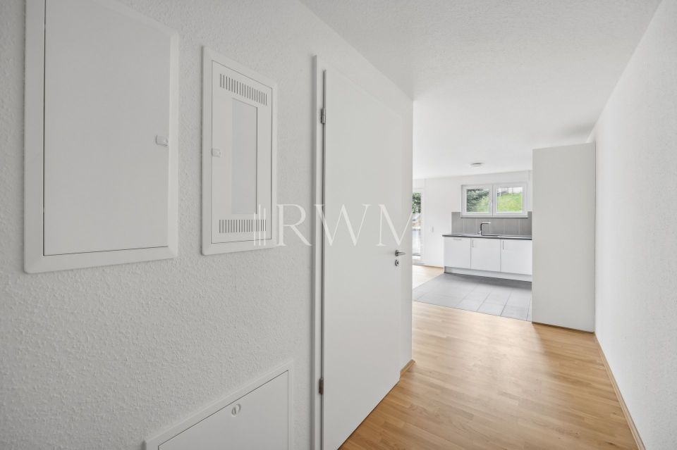Hochwertige 2-Zimmer-Neubauwohnung mit Balkon + Garagen-Stellplatz in bester Lage von Altensteig in Altensteig