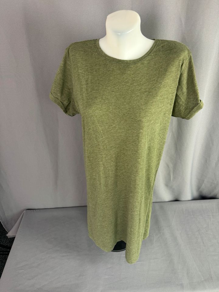 Longline Tee Langes T-Shirt Primark Longshirt Gr. L grün khaki in Ganderkesee