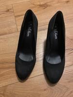 Schwarze Pumps von S. Oliver, Größe 39 Hessen - Bad Arolsen Vorschau
