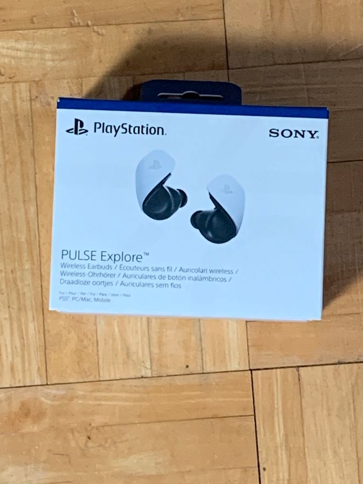 PlayStation in ear Headset in Bad Bevensen