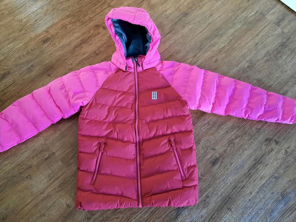 Jacke Winterjacke LEGO Größe 152 neu in Bergheim